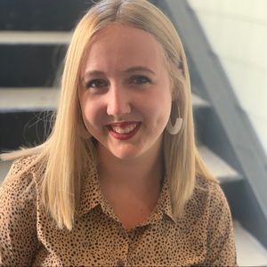 Meet your Posher, Caroline